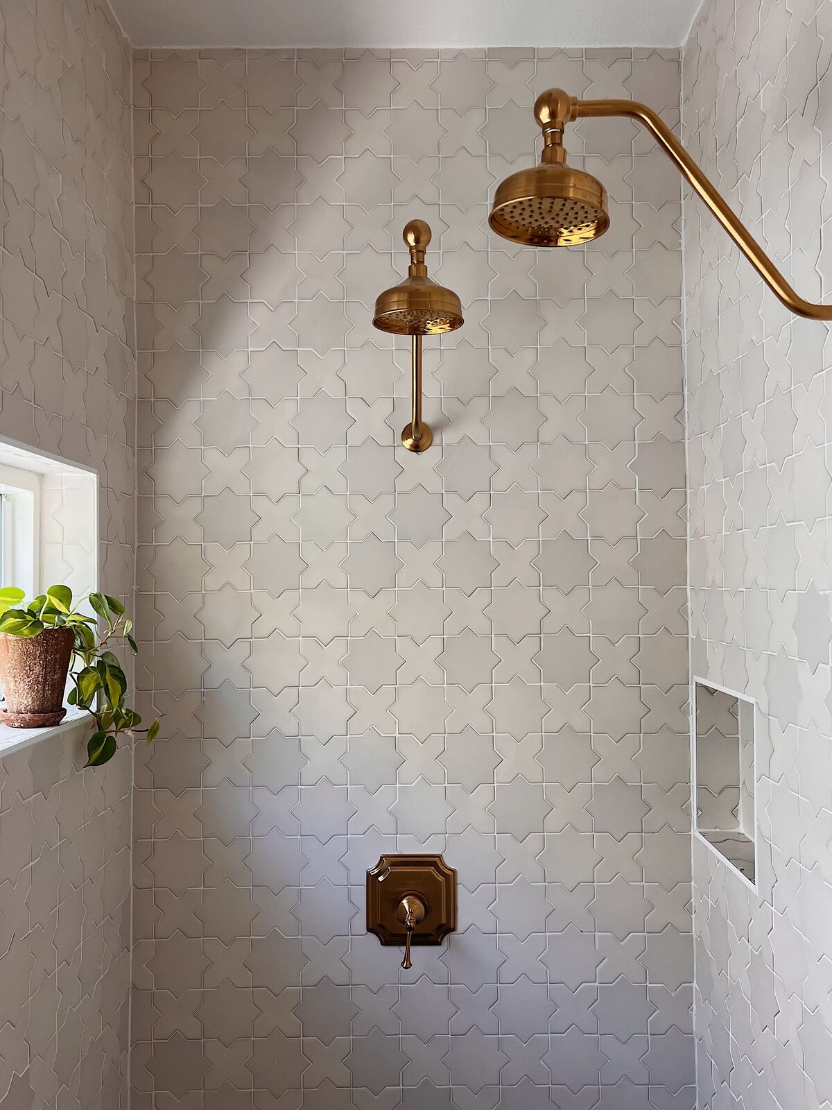 Arrows and Bow: Luxe Black and White Bathroom | Fireclay Tile