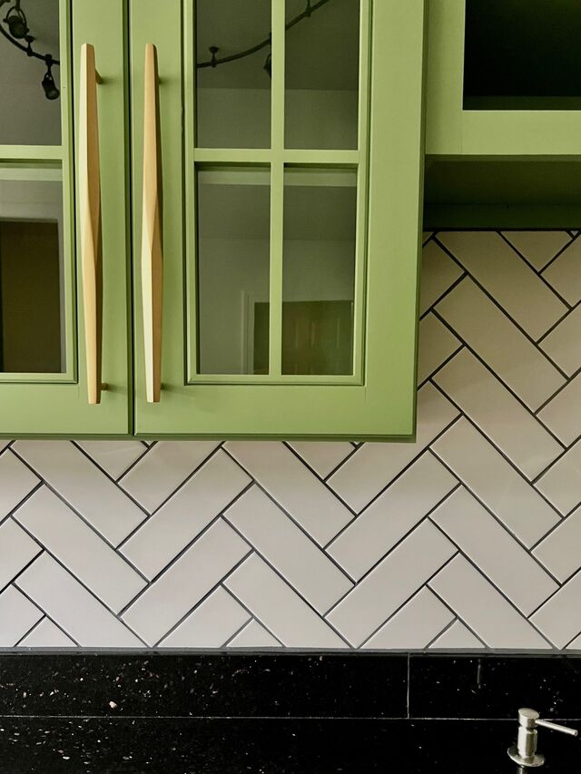 Pearl Herringbone Kitchen Backsplash Fireclay Tile