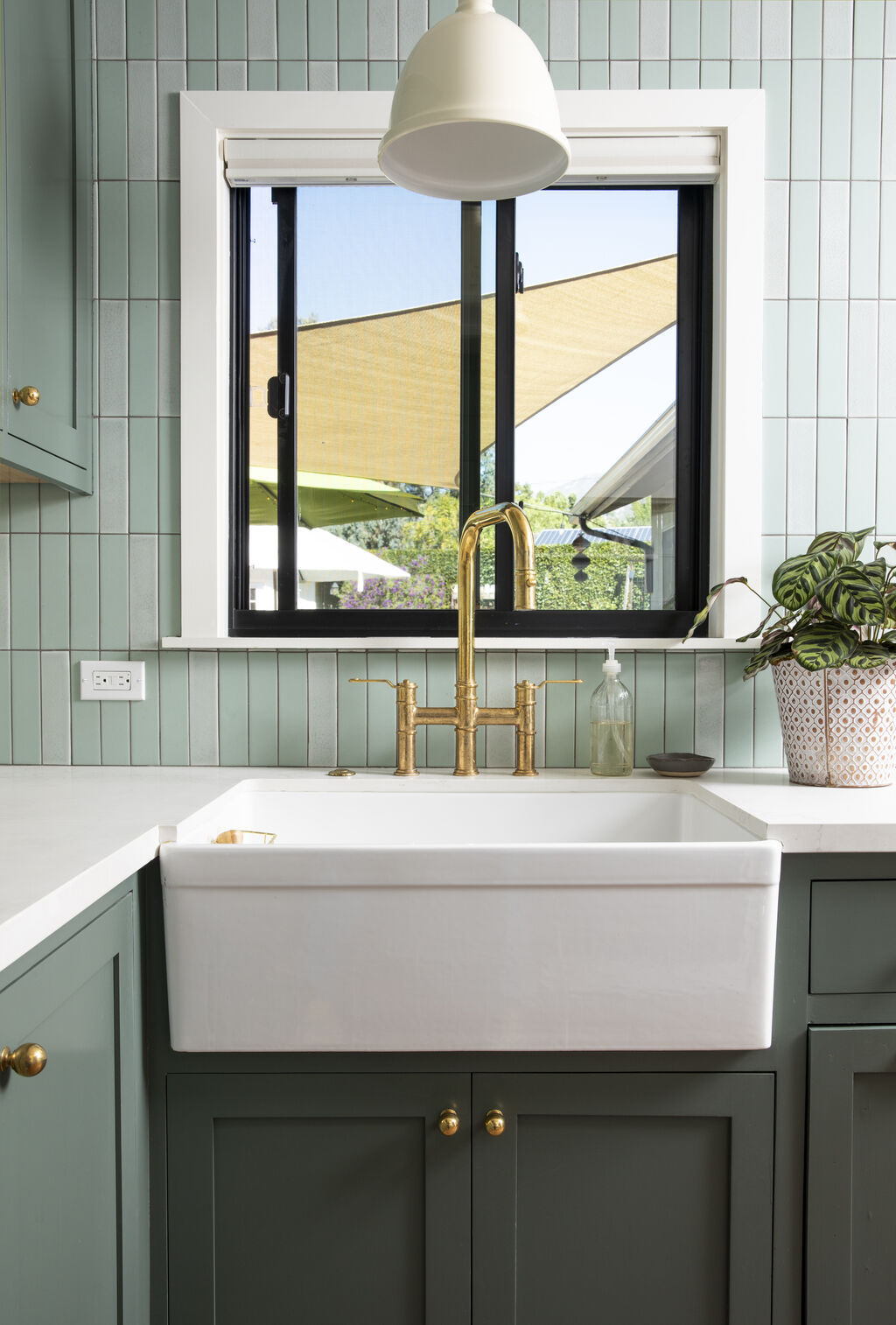 Sea Glass & Salton Sea Blend Kitchen Backsplash | Fireclay Tile