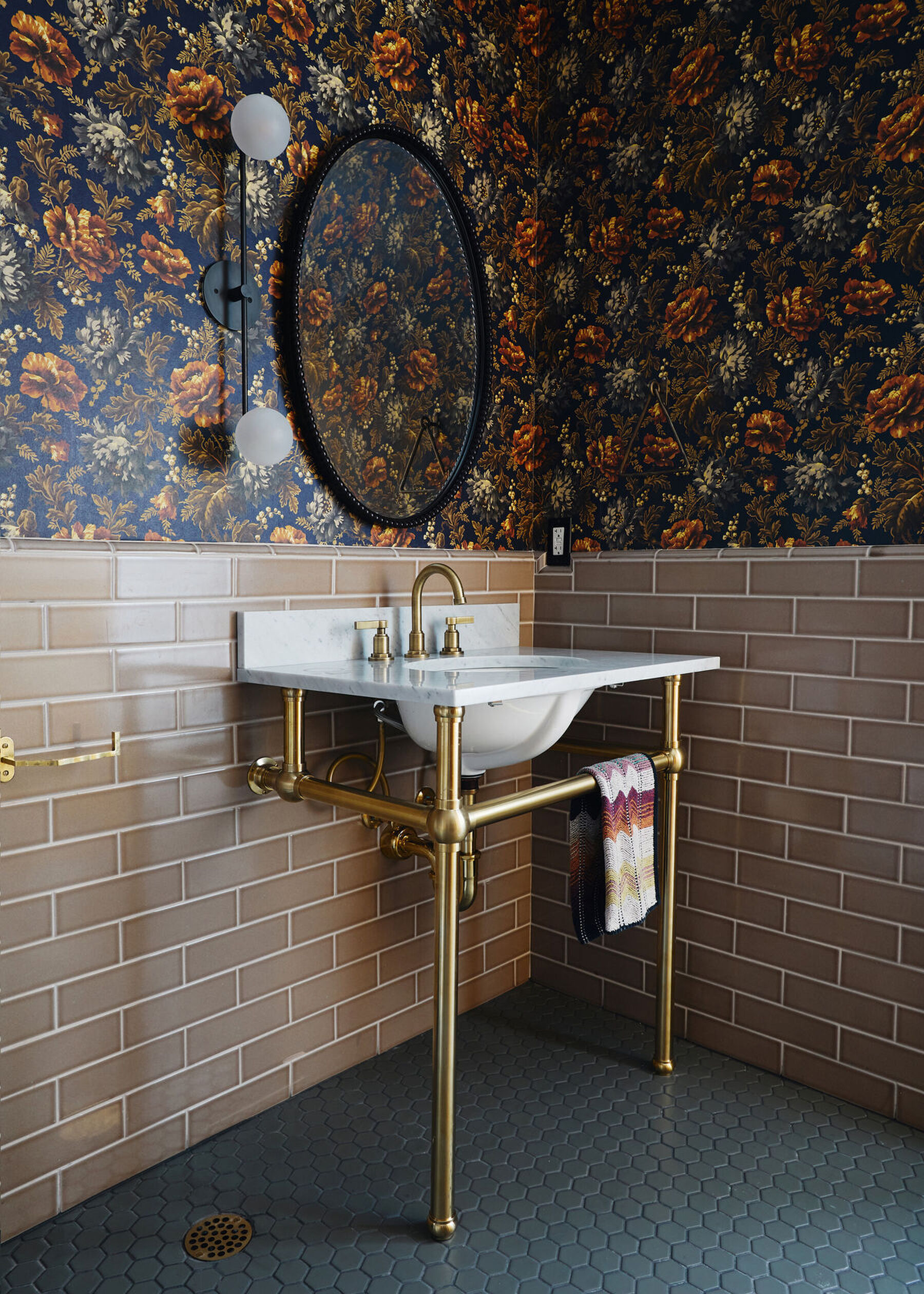 8 Modern Victorian Bathroom Design Ideas To Borrow Fireclay Tile
