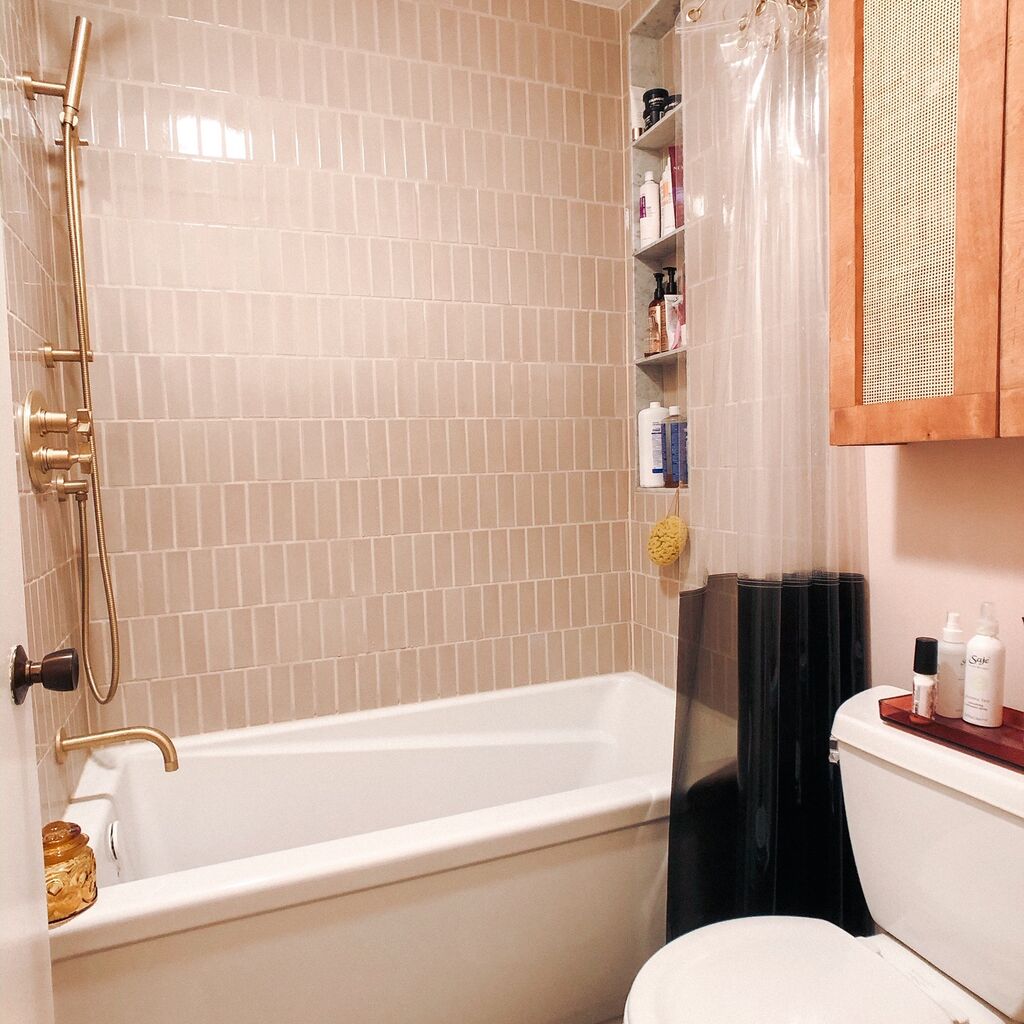 Naturally Neutral Bathroom Tiles | Fireclay Tile