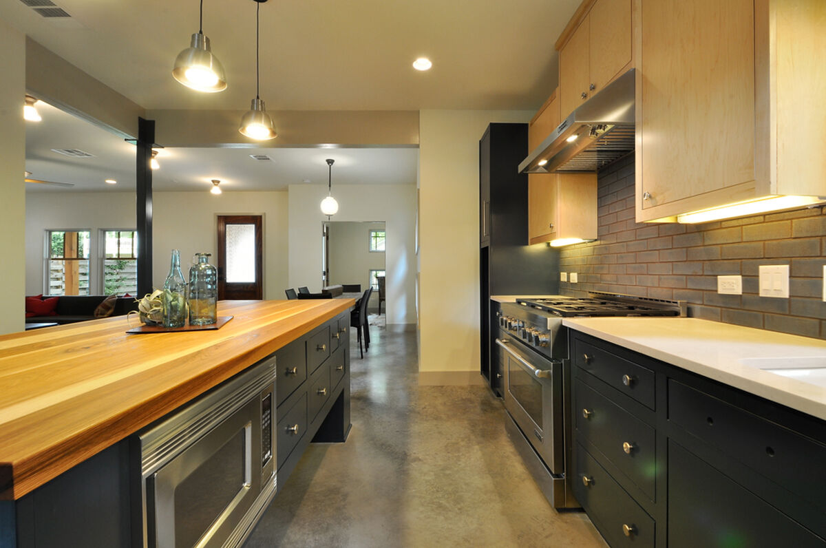 Effortlessly Industrial San Antonio Kitchen Fireclay Tile